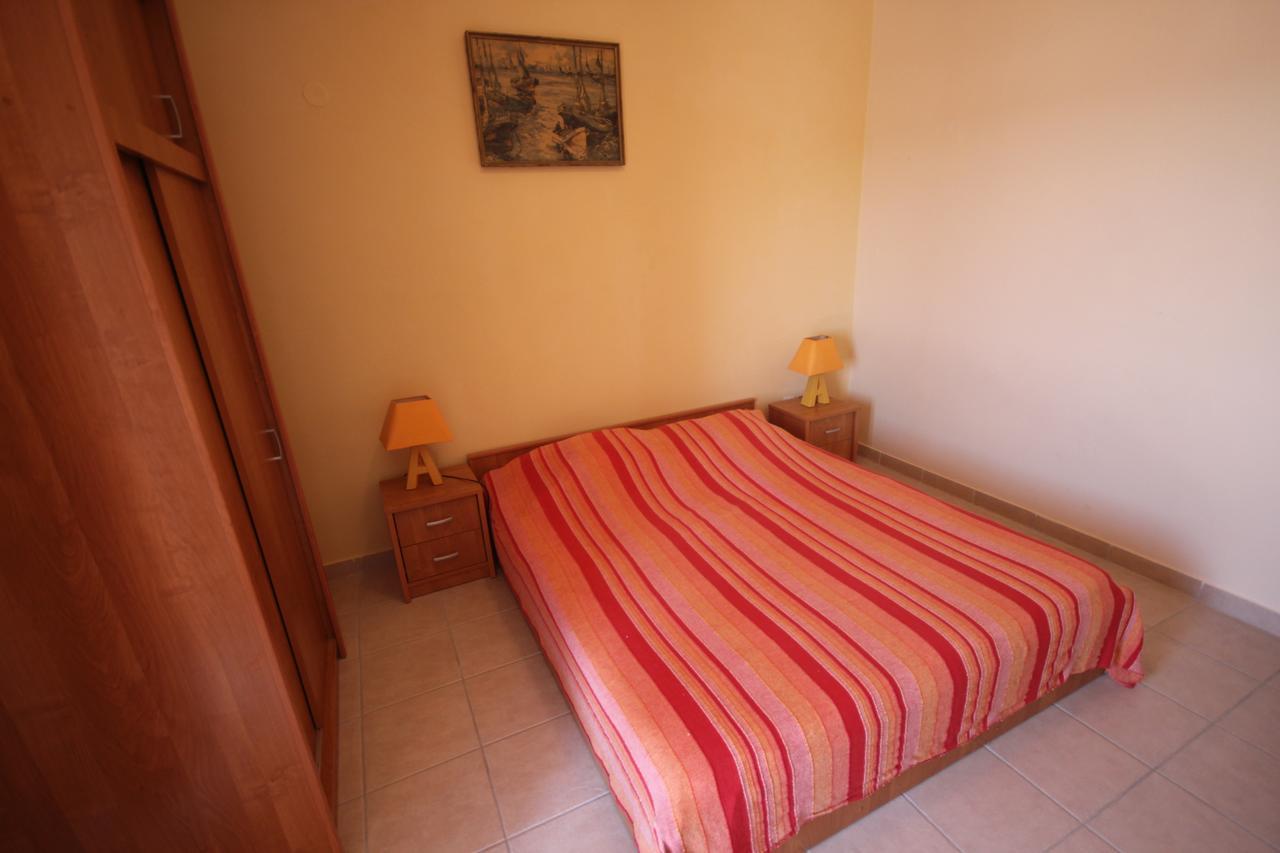 Apartments Njaco Ražanac Kültér fotó