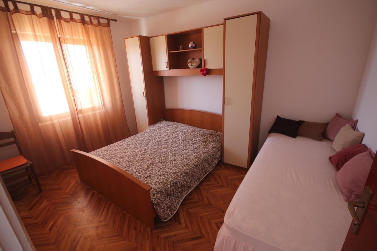 Apartments Njaco Ražanac Kültér fotó